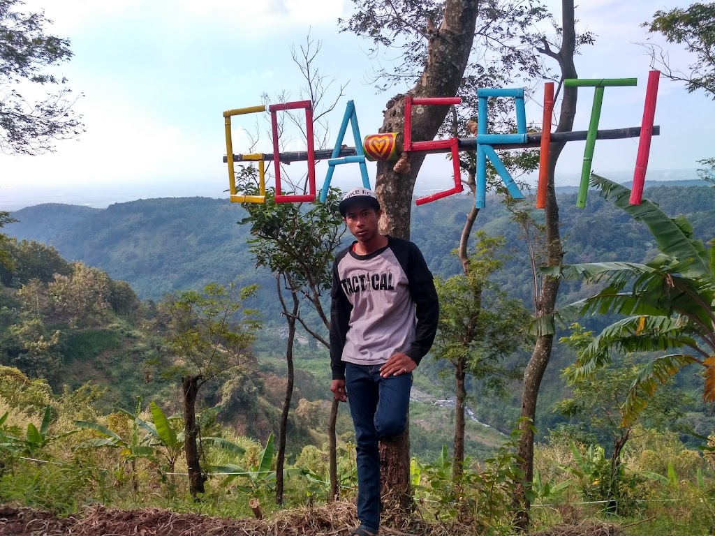 Jelajahi Pesona Gua Sriti Wonosalam: Surga Tersembunyi di Jombang