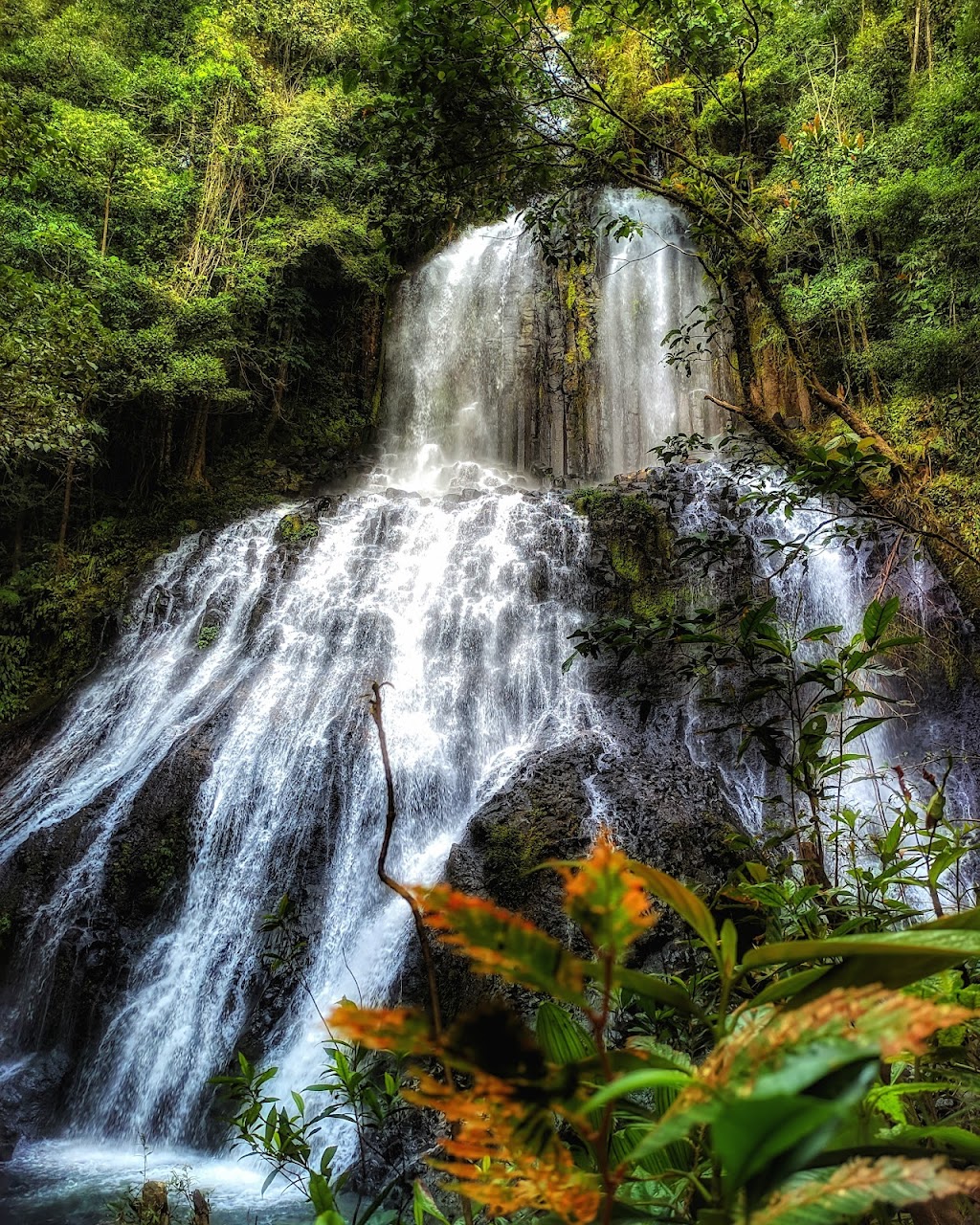 RIAM MABEH: Pesona Air Terjun Tersembunyi di Bengkayang