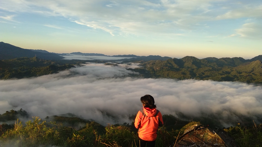 Negeri di Atas Awan: Mengungkap Pesona Buntu Liarra di Mamasa