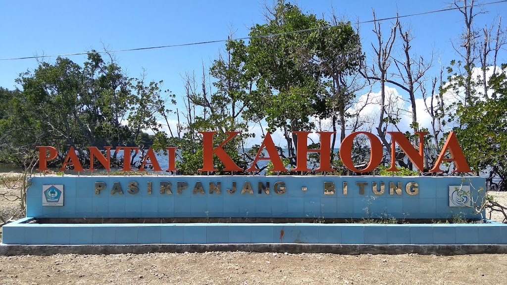 Pesona Pantai Kahona: Surga Tersembunyi di Sulawesi Utara