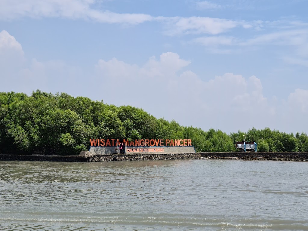 Pesona Pantai Gopek Karangantu: Surga Tersembunyi di Banten