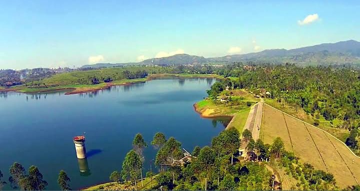 Pesona Situ Cipanunjang: Danau di Kabupaten Bandung yang Memikat Hati