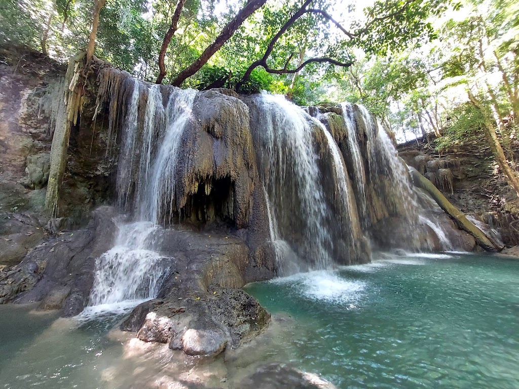 Air Terjun Mata Jitu: Pesona Tersembunyi di Sumbawa