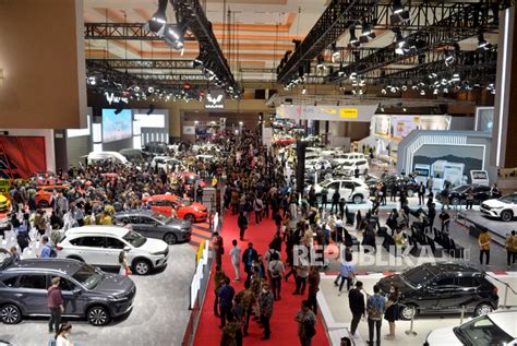 17 Kejutan di IIMS 2024: Mobil Listrik Gahar Sampai Teknologi AI Canggih! 17 Kejutan di IIMS 2024: Mobil Listrik Gahar Sampai Teknologi AI Canggih!