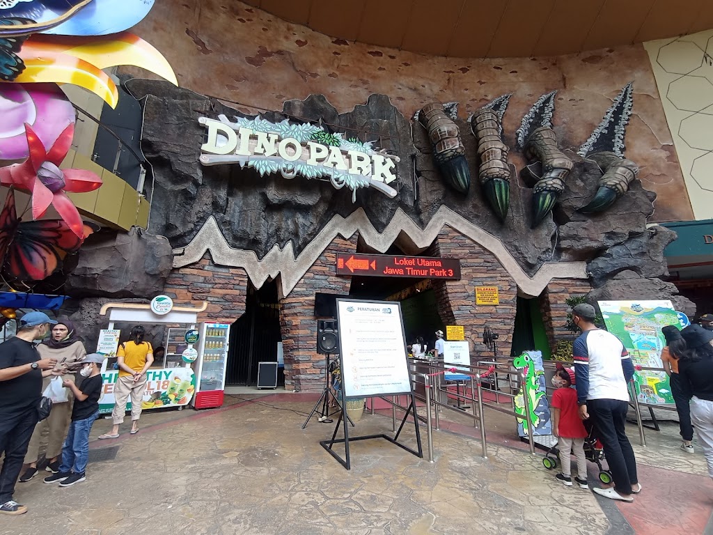 Petualangan Seru di Dino Park Jawa Timur Park 3: Eksplorasi Dunia Dinosaurus!