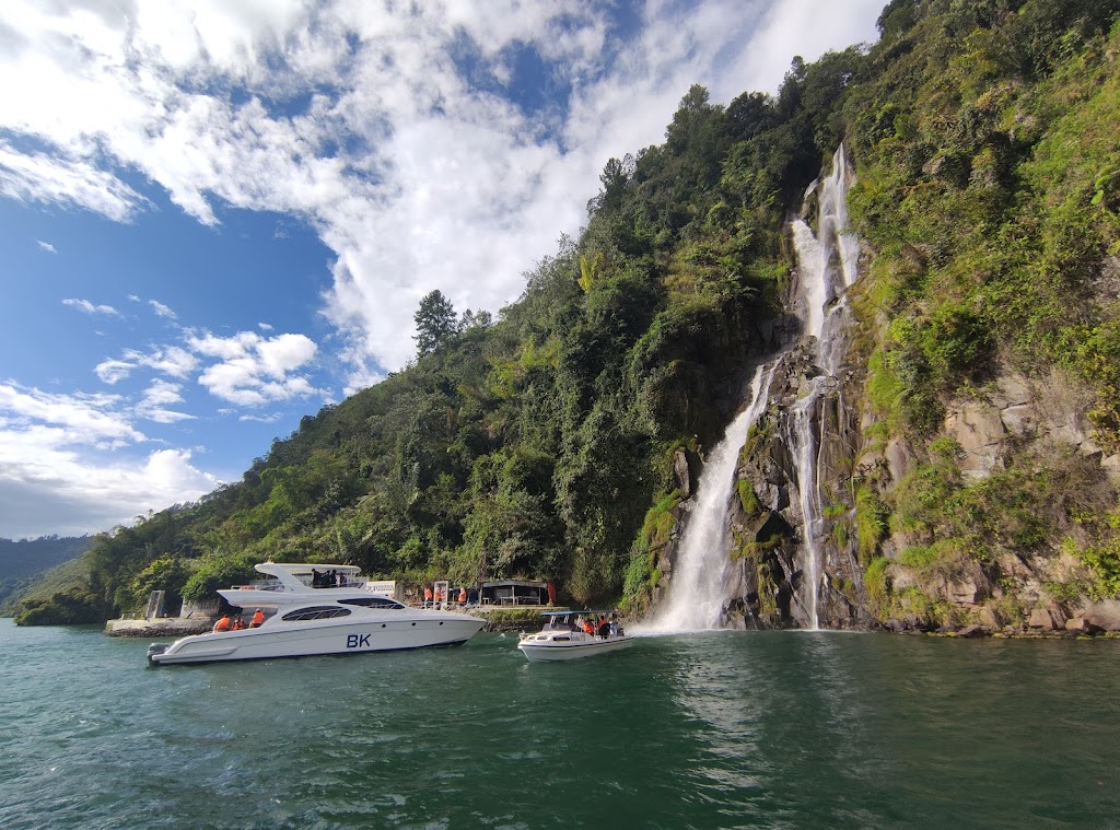 Air Terjun Situmurun: Pesona Alam Tersembunyi di Toba, Sumatera Utara