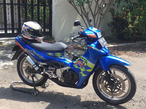 5 Motor Dua Tak Legendaris yang Masih Bikin Ketagihan!