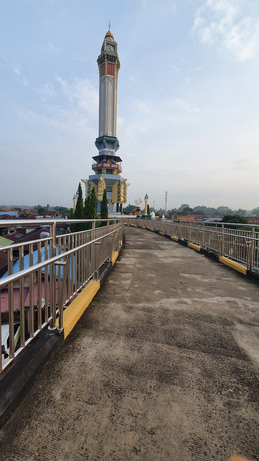 Menara Gentala Arasy: Menyaksikan Kemegahan Jambi dari Ketinggian