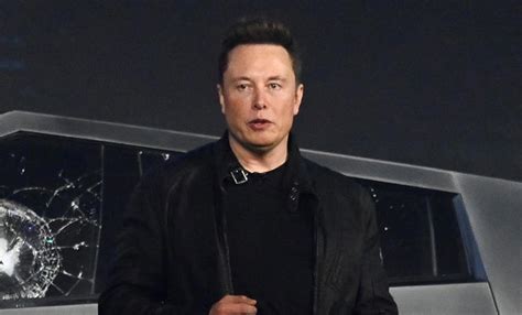 Musk’s Tesla Policy Sparks Outrage: Customers Feel ‘Ass’-aulted