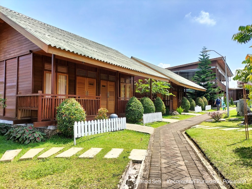 Menikmati Kesegaran Kebun Pak Budi di Pasuruan