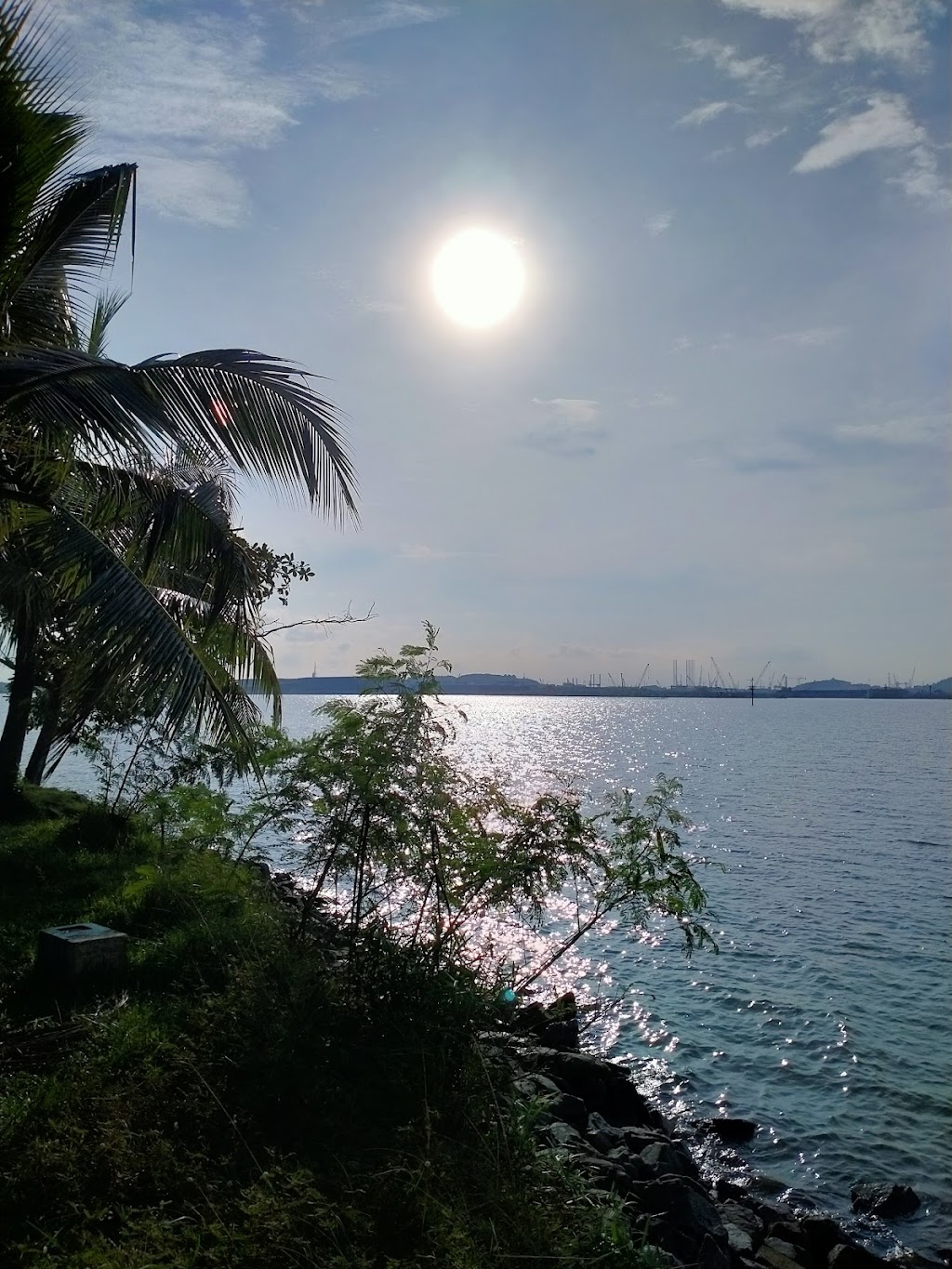 Marina Beach Batam: Pesona Pantai Modern di Kepulauan Riau