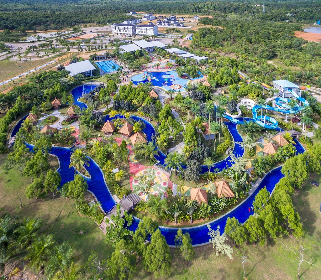 World Of Water Waterpark Jambi: Petualangan Air yang Menyegarkan